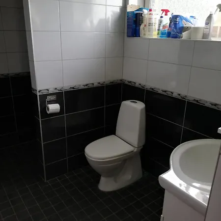 Tiigiuku Nyaraló *